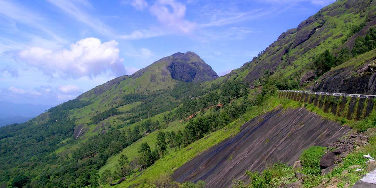 Lakkom Waterfalls img